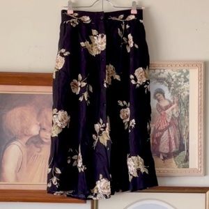 Vintage midi skirt